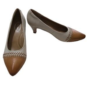 Mona Flying Handmade Leather Neutral Comfort Mid Kitten Heel Pumps Size 10 New